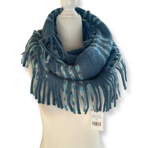 Mia & Tess The Paperstore Blue Cozy Fringe Infinity Scarf New With Tags
